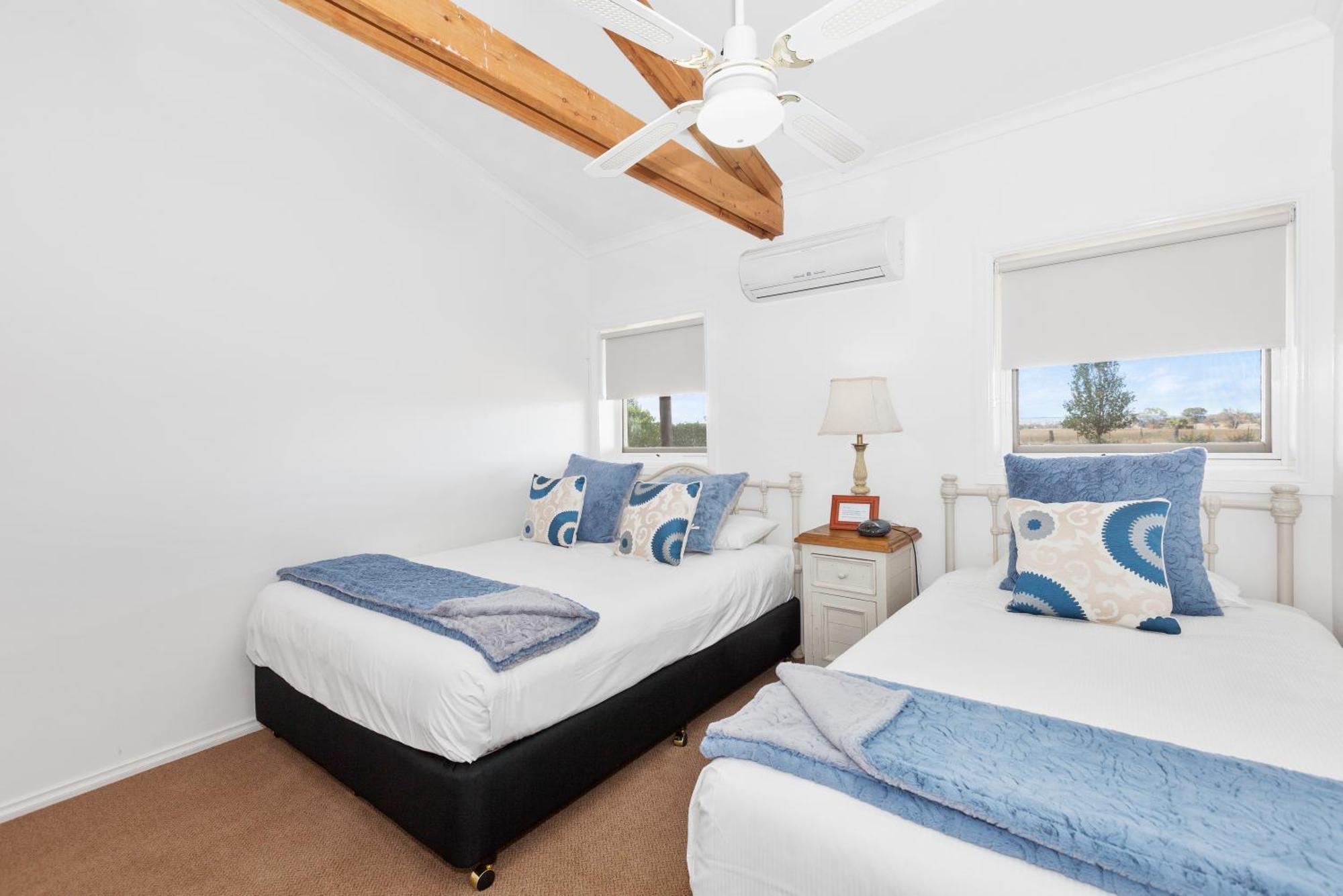 Owl Head Lodge Gulgong Phòng bức ảnh